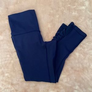 Lululemon high rise crop leggings with mesh sides 4